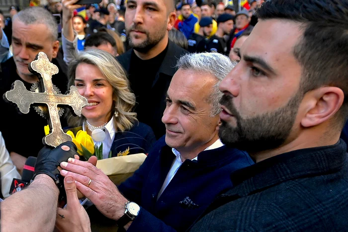 ---------Interzicerea-candidaturii-lui-Georgescu-imortalizat-n-presa-internaional--De-la-trimisul-lui-Dumnezeu-la-personaj-dubios-periculos