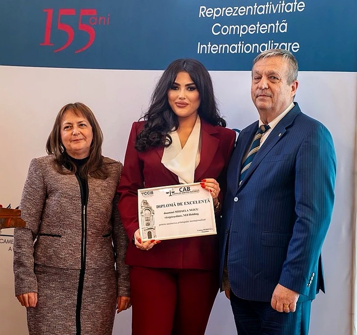 ---------Mihaela-Neicu-vicepreedinte-NEI-Holding-distins-cu-Diploma-de-Excelen-n-cadrul-conferinei-CCIB