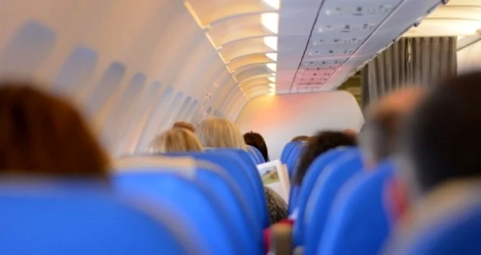 ---------Momente-de-panic-la-bordul-unui-avion-Wizz-Air-pe-aeroportul-din-Cluj-Un-pasager-a-fost-luat-de-ambulan