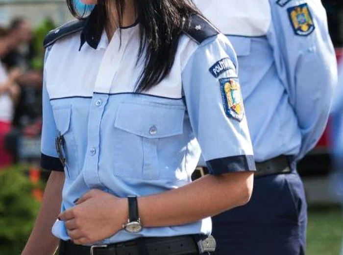 ---------Poliist-acuzat-c-a-luat-mit-bani-fructe-i-un-parfum-pentru-a-scpa-un-brazilian-de-acuzaiile-de-viol-asupra-unui-minor