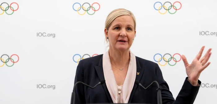---------Ruii-au-nceput-linguelile-n-frunte-cu-Putin-n-faa-primei-femei-preedinte-a-Comitetului-Olimpic-Internaional