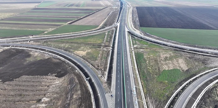 ---------Titi-Aur-a-testat-Autostrada-Moldovei-i-a-tras-concluzia-Mai-bine-merg-pe-DN2