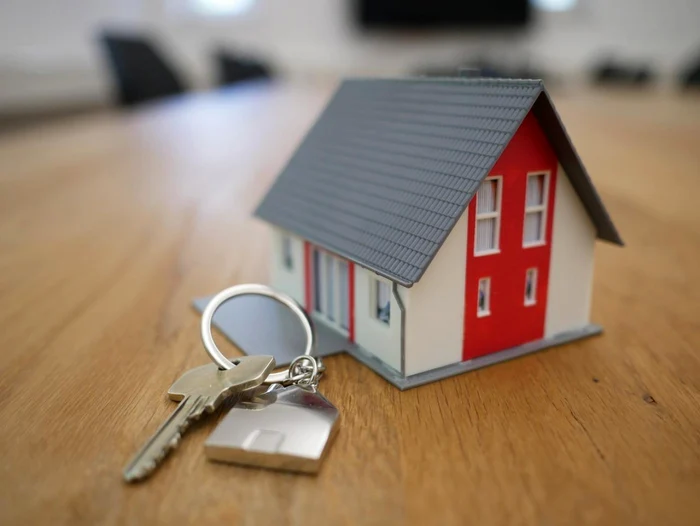 ---------Un-dezvoltator-imobiliar-a-minit-mai-multe-persoane-c-le-va-construi-casele-La-ce-sum-se-ridic-eapa