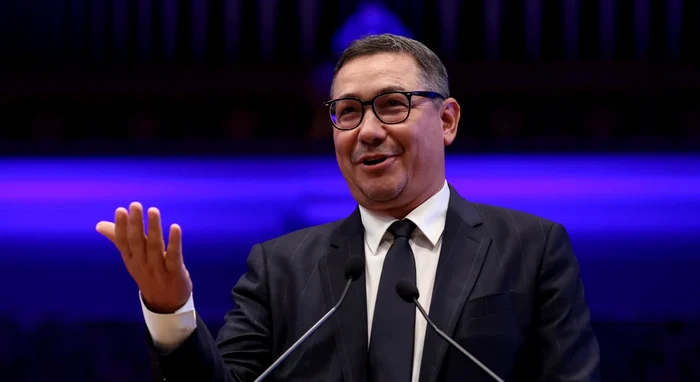 ---------Victor-Ponta-s-a-lansat-n-cursa-prezidenial-Suntem-napoi-la-anul-2012