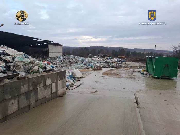 Video----------Afaceri-profitabile-cu-deeuri-reciclabile-Mascaii-au-descins-la-zeci-de-adrese-din-opt-judee--
