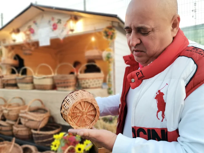 Video----------Artizanul-care-continu-i-azi-un-meteug-aductor-de-valut-n-comunism-ase-ani-am-mers-n-Italia-s-i-nv-s-mpleteasc