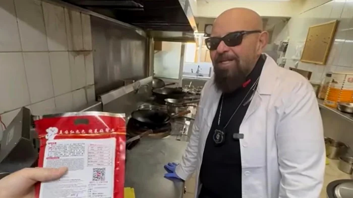 Video----------Firm-de-catering-nchis-de-ANPC-dup-ce-un-elev-a-ajuns-la-spital-cu-enterocolit-Nu-prea-a-trecut-carnea-pe-aici