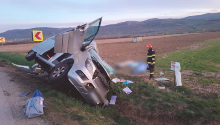 ---------Accident-groaznic-n-Cluj-ntre-un-microbuz-i-un-camion-Trei-oameni-au-murit-ali-5-sunt-rnii-prin-care-i-un-bebelu
