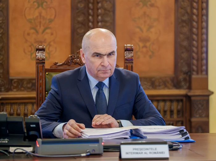 ---------Bolojan-semnal-de-Ziua-Forelor-Terestre-privind-necesitatea-modernizrii-Armatei-Romniei-i-creterea-nivelului-de-instruire