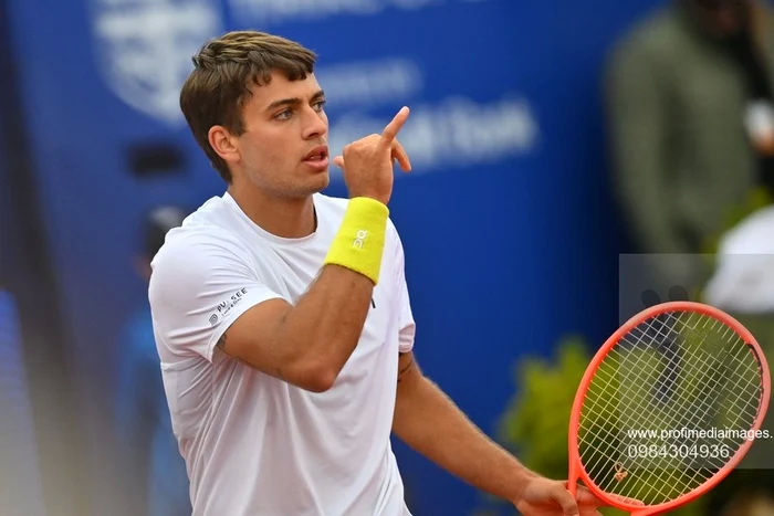 ---------Ce-a-fcut-campionul-de-la-Bucureti-la-prima-apariie-avut-dup-plecarea-din-Romnia