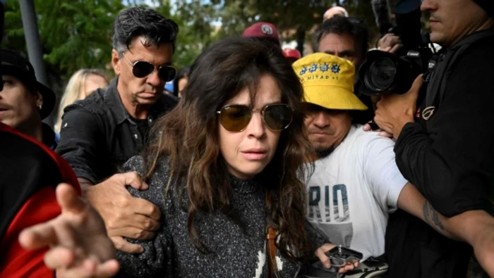 ---------Dalma-Maradona-a-dezvluit-ce-mirosea-n-camera-n-care-a-murit-celebrul-su-tat-Era-inuman