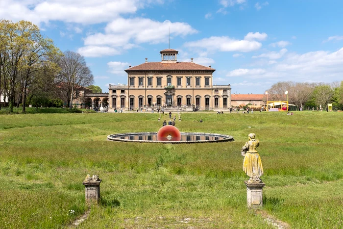 ---------Un-hub-creativ-timiorean-prezint-viitorul-designului-la-Milan-Design-Week-reutilizarea-deeurilor-industriale-i-repunerea-n-valoare-a-meteugurilor-tradiionale