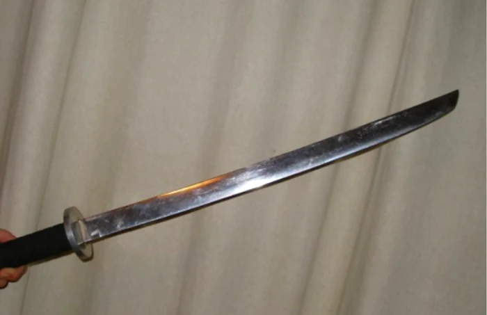 ---------Atac-mafiot-la-Sibiu-brbat-tiat-cu-sabia-pe-strad-Agresorul-este-cutat-de-poliiti