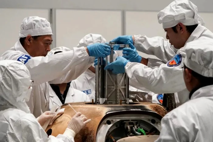 ---------China-ofer-acces-cercettorilor-din-ntreaga-lume-la-mostre-aduse-de-pe-Lun-mai-puin-celor-de-la-NASA