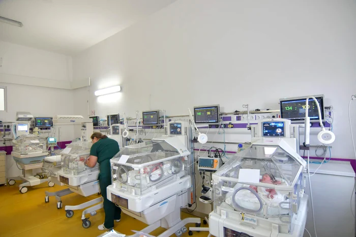 ---------Criz-la-Maternitatea-din-Trgu-Jiu-care-rmne-nchis-18-angajai-dintre-care-10-medici-infectai-cu-stafilococul-auriu