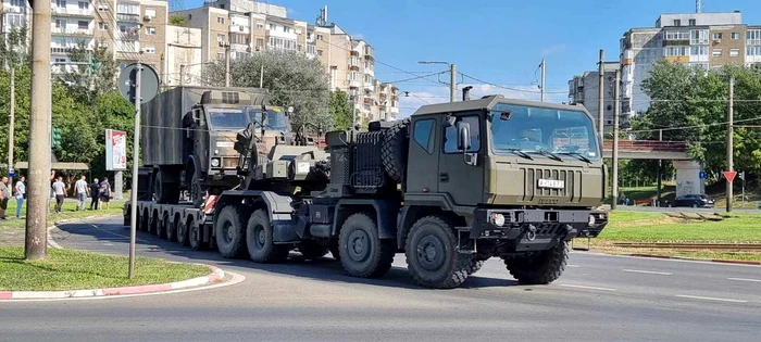 ---------Dezinformare-cu-privire-la-un-convoi-militar-suprins-n-trafic-Ministerul-Aprrii-Naionale-explic-unde-se-deplasa-acesta