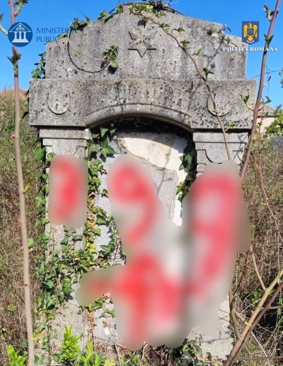 ---------Doi-minori-i-un-adolescent-de-18-ani-membri-ai-unei-organizaii-naziste-cercetai-penal-dup-ce-au-vandalizat-Cimitirul-Evreiesc-din-Arad