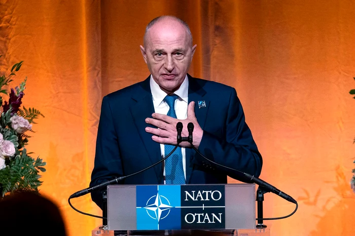 ---------Mircea-Geoan-l-laud-pe-noul-ambasador-SUA-la-Bucureti-Un-profesionist-de-mare-calitate