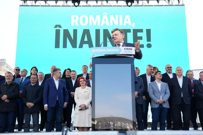 ---------Paul-Stnescu-i-Olgua-Vasilescu-btui-de-Simion-n-judeele-care-au-votat-decenii-la-rnd-majoritar-PSD