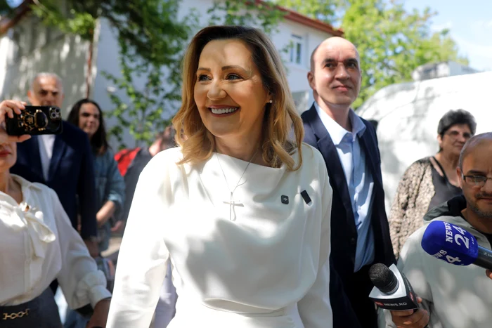 ---------Rezultate-alegeri-prezideniale-2025-Scor-de-comar-pentru-Elena-Lasconi-la-Cmpulung-
