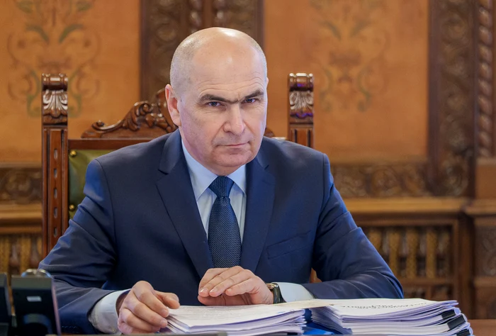 ---------Bolojan-avertizeaz-c-deficitul-bugetar-nu-mai-poate-fi-susinut-Nu-mai-putem-continua-aa-am-intra-n-incapacitate-de-plat
