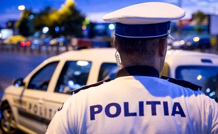 ---------Doi-poliiti-din-Arge-reinui-pentru-c-luau-tax-de-protecie-de-la-afaceriti-cu-lemne-Dosar-de-luare-de-mit-abuz-n-serviciu-i-fals