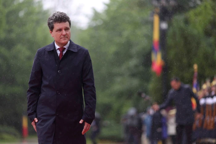---------Guvernul-trece-prin-filtrul-Cotroceniului-Nicuor-Dan-i-rezerv-drept-de-veto-asupra-minitrilor