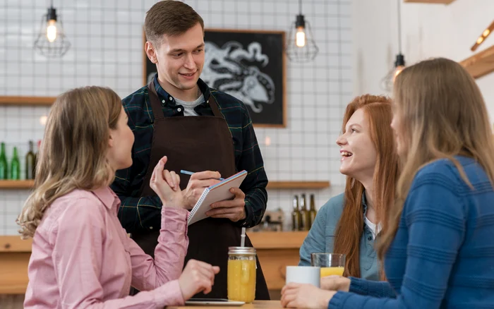 ---------Mai-mult-socializare-mai-puin-cheltuial-Cum-ies-romnii-la-restaurant-fa-de-vecinii-lor--