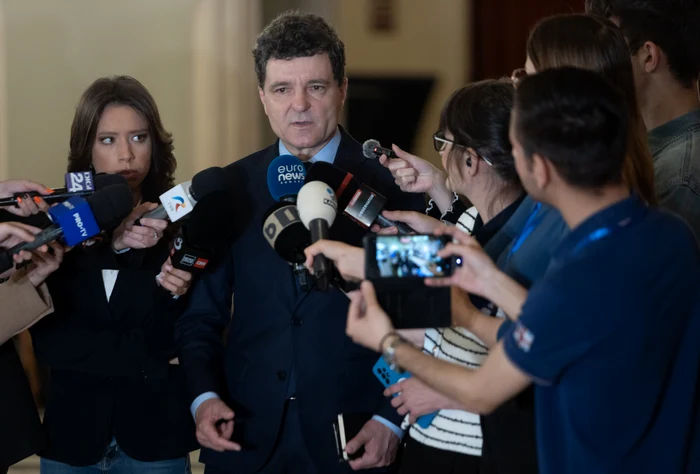 ---------Nicuor-Dan-ar-putea-convoca-prima-edin-CSAT-n-iunie-pentru-a-include-marea-evaziune-fiscal-n-Strategia-Naional-de-Aprare
