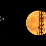 ---------Noapte-magic-Imagini-spectaculoase-cu-Luna-Cpun-surprinse-n-ntreaga-lume