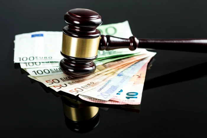 ---------Persoanele-condamnate-definitiv-pentru-fapte-de-corupie-ar-putea-s-nu-mai-beneficieze-de-pensii-speciale-Proiect-de-lege
