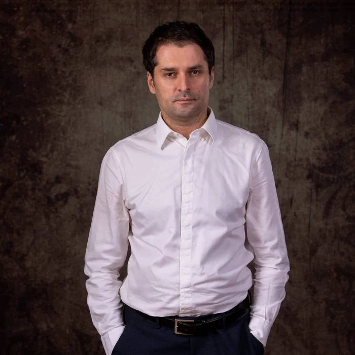 ---------Reacii-dup-anunul-lui-Bolojan-Pn-acum-era-un-moft-s-nelegi-economie-Acum-este-obligatoriu