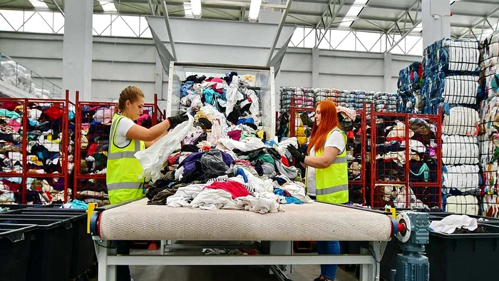 ---------Reutilizarea-i-reciclarea-textilelor--ntre-obligaie-i-necesitate-pentru-societate-i-mediul-n-care-trim