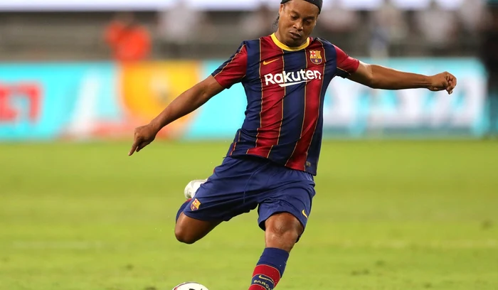 ---------Ronaldinho-i-starurile-care-fac-show-la-Cluj-deviaz-dou-linii-de-autobuze-Decizia-Companiei-de-Transport-Public