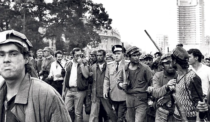 ---------Se-mplinesc-35-de-ani-de-la-prima-mineriad-Dosarul-evenimentelor-din-13-15-iunie-1990-se-judec-la-instana-suprem