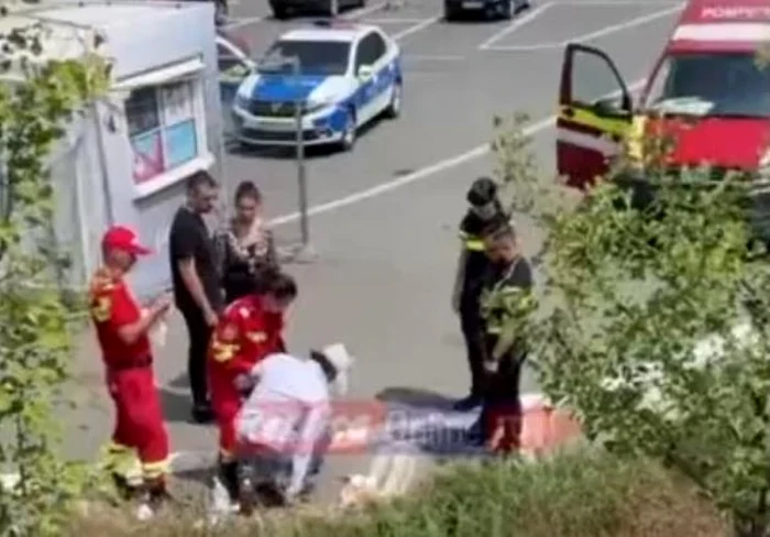 ---------Un-brbat-a-fost-atacat-de-doi-tineri-n-parcarea-unui-mall-din-Constana-i-a-fost-btut-cu-o-cheie-de-strns-roi