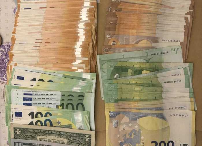 Video----------Persoane-antajate-i-ameninate-s-plteasc-peste-dou-milioane-de-euro-de-ctre-un-grup-infracional-Trei-indivizi-au-fost-reinui