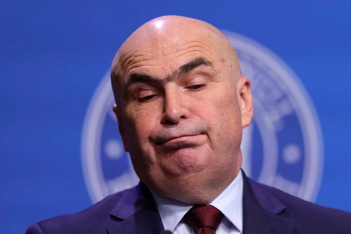 Analiz----------Msurile-de-austeritate-scot-n-strad-bugetarii-Economist-Reforma-trebuie-s-diminueze-anvelopa-salarial-Foreaz-instituiile-s-devin-mai-eficiente