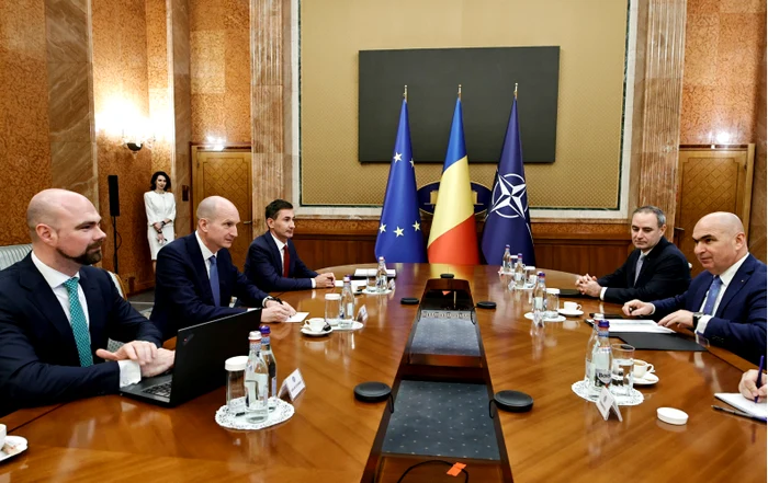 ---------Bolojan-s-a-ntlnit-cu-reprezentanii-ageniei-de-rating-Standard-amp-Poors-Discuiile-au-vizat-msurile-fiscale