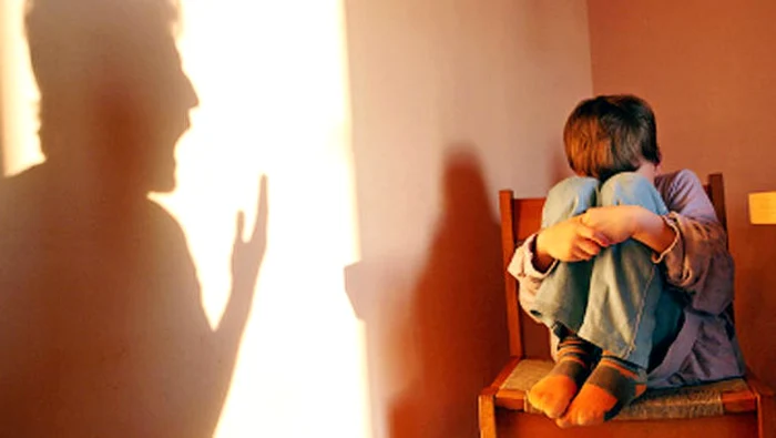 ---------Brbat-de-51-de-ani-suspect-n-cazul-btilor-i-abuzurilor-reclamate-de-un-copil-la-un-centru-de-plasament-din-Arad