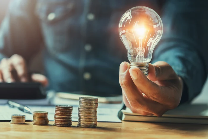 ---------Ce-anse-au-antreprenorii-s-evite-dublarea-costurilor-cu-energia-electric-de-la-1-iulie-Fonduri-de-peste-300-milioane-de-euro-pentru-energie-verde