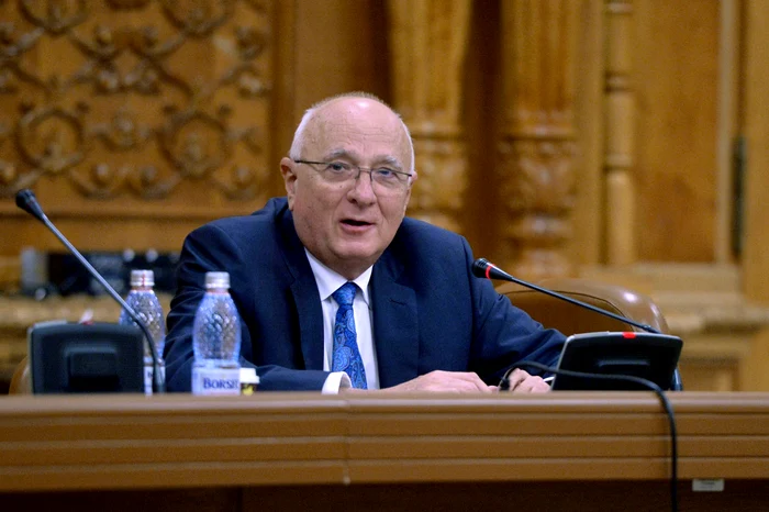 ---------Cine-e-prietenul-pe-care-l-ar-fi-favorizat-Piedone-Dan-Radu-Ruanu-a-fost-preedinte-ASF-i-membru-n-Consiliul-de-Administraie-al-BNR