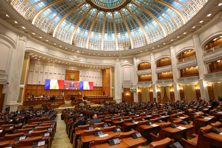 ---------Clasamentul-deputailor-cu-cele-mai-multe-absene-Lista-este-dominat-de-parlamentari-AUR