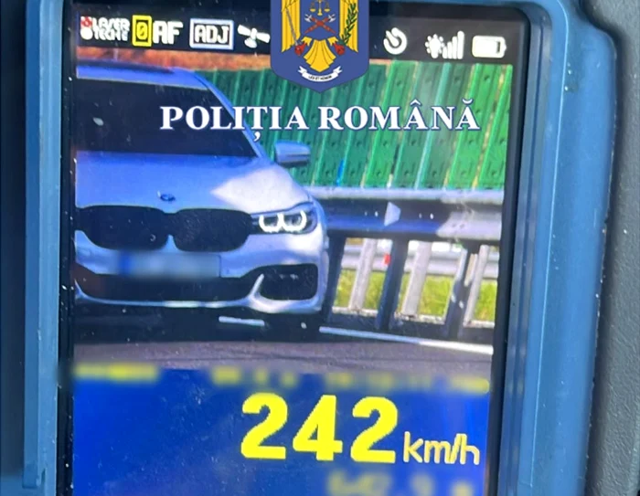 ---------Cu-ce-vitez-zbura-un-ofer-surprins-de-poliiti-pe-Drumul-Expres-Craiova---Piteti-Care-este-recordul-nregistrat-pe-aceast-osea