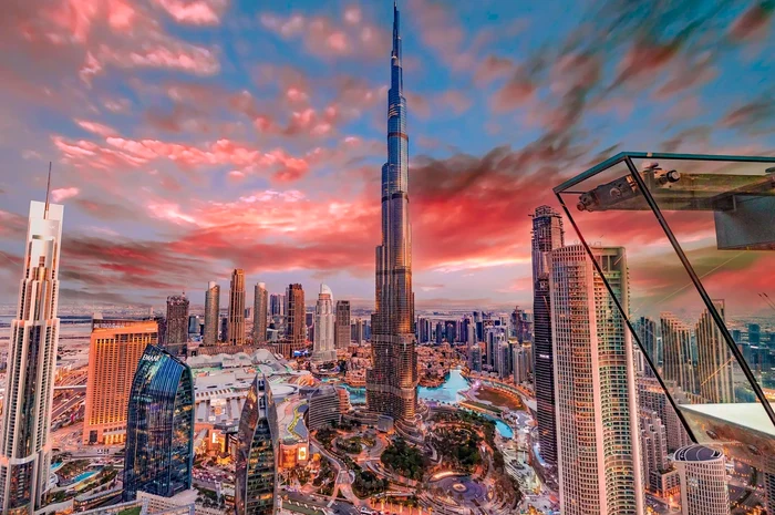 ---------Cursa-ctre-cer-Topul-metropolelor-cu-cei-mai-muli-i-nali-zgrie-nori-din-lume-Skyline-uri-spectaculoase-care-sfideaz-gravitaia