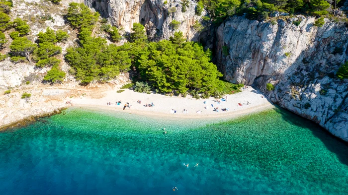 Foto----------Vacane-linitite-la-mare-Cele-mai-frumoase-plaje-ascunse-din-vecintatea-Romniei