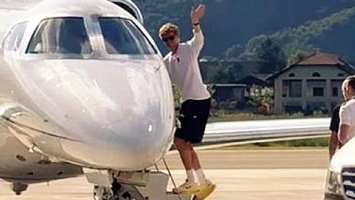 ---------Jannik-Sinner-nu-s-a-ntors-acas-dup-succesul-de-la-Wimbledon-Campionul-italian-s-a-urcat-ntr-un-jet-privat