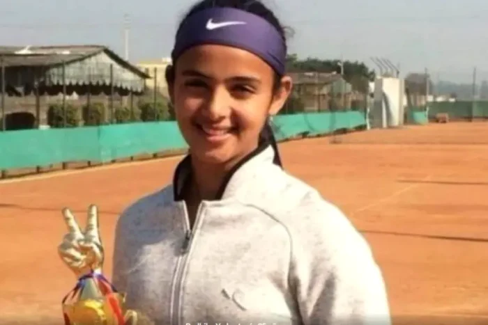 ---------Juctoarea-de-tenis-ucis-de-propriul-tat-a-fost-condus-pe-ultimul-drum-de-150-de-persoane