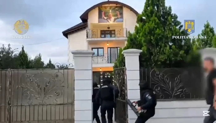 ---------Membrii-clanurilor-interlope-Pian-i-Purcel-au-fcut-un-scandal-la-sediul-DIICOT-20-de-persoane-au-fost-reinute