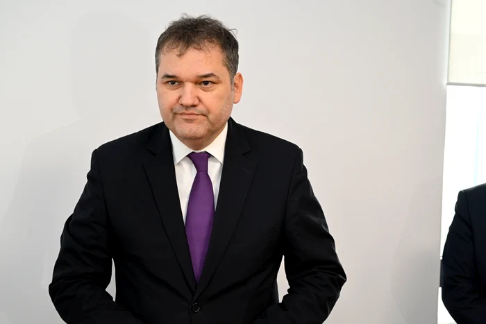 ---------Ministrul-Dezvoltrii-Cei-care-merit-pot-primi-sporuri-chiar-i-de-50-